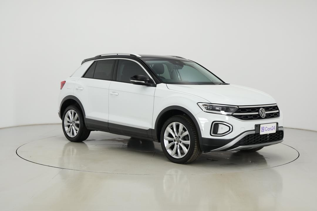 2024 Volkswagen T-roc 110tsi Style, Automatic, 17531 km, Right Front Diagonal (45- Degree) View
