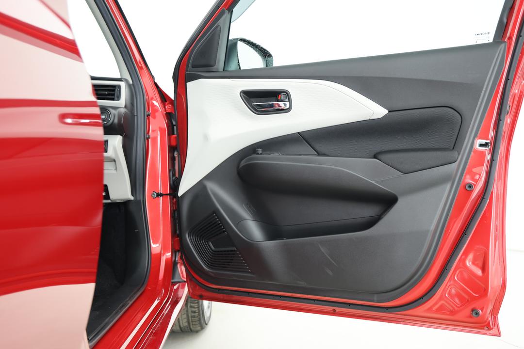 2024 Suzuki Swift Hybrid Plus, Automatic, 11431 km, Speaker View