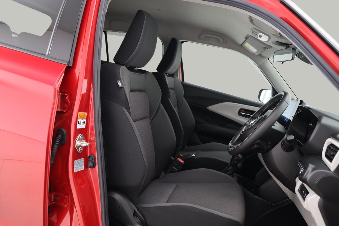 2024 Suzuki Swift Hybrid Plus, Automatic, 11431 km, Right Side Front Door Cabin View