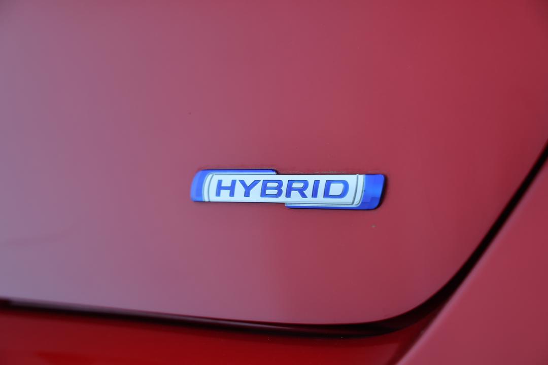 2024 Suzuki Swift Hybrid Plus, Automatic, 11431 km, Badge (Boot Right Side)