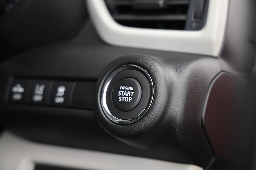 2024 Suzuki Swift Hybrid Plus, Automatic, 11431 km, Keyless / Button Start