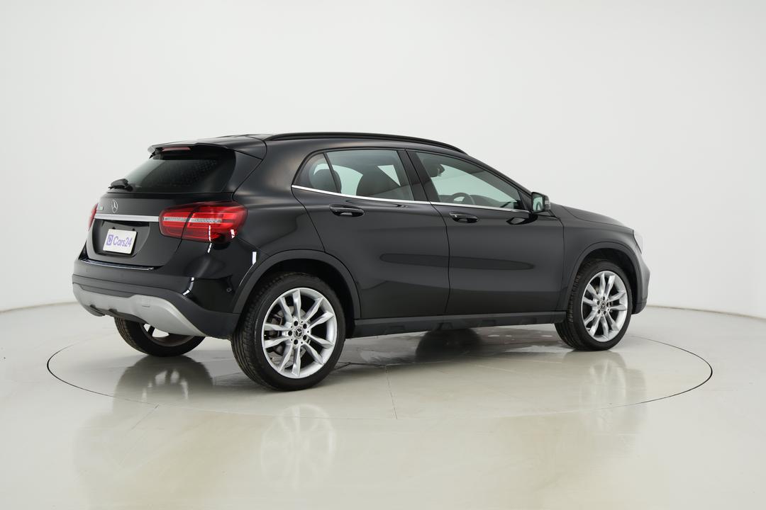 2019 Mercedes-benz GLA 180, Automatic, 45801 km, Right Back Diagonal (45- Degree) View