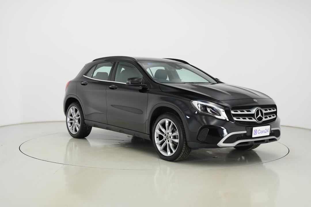 2019 Mercedes-benz GLA 180, Automatic, 45801 km, Right Front Diagonal (45- Degree) View