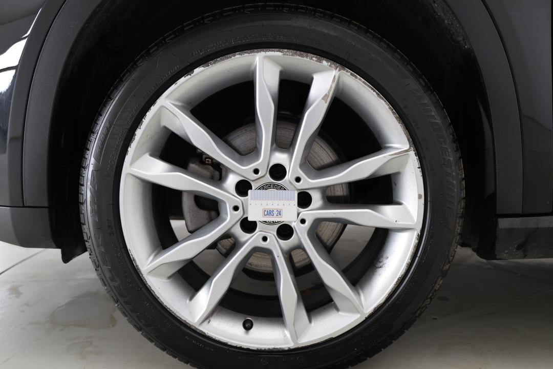 2019 Mercedes-benz GLA 180, Automatic, 45801 km, Wheels Rim Rear RHS Gutter Rash
