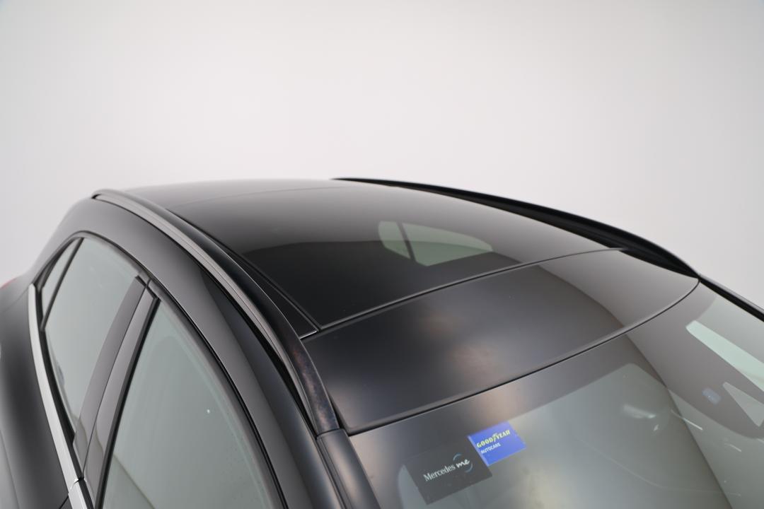 2019 Mercedes-benz GLA 180, Automatic, 45801 km, Roof/Sunroof View