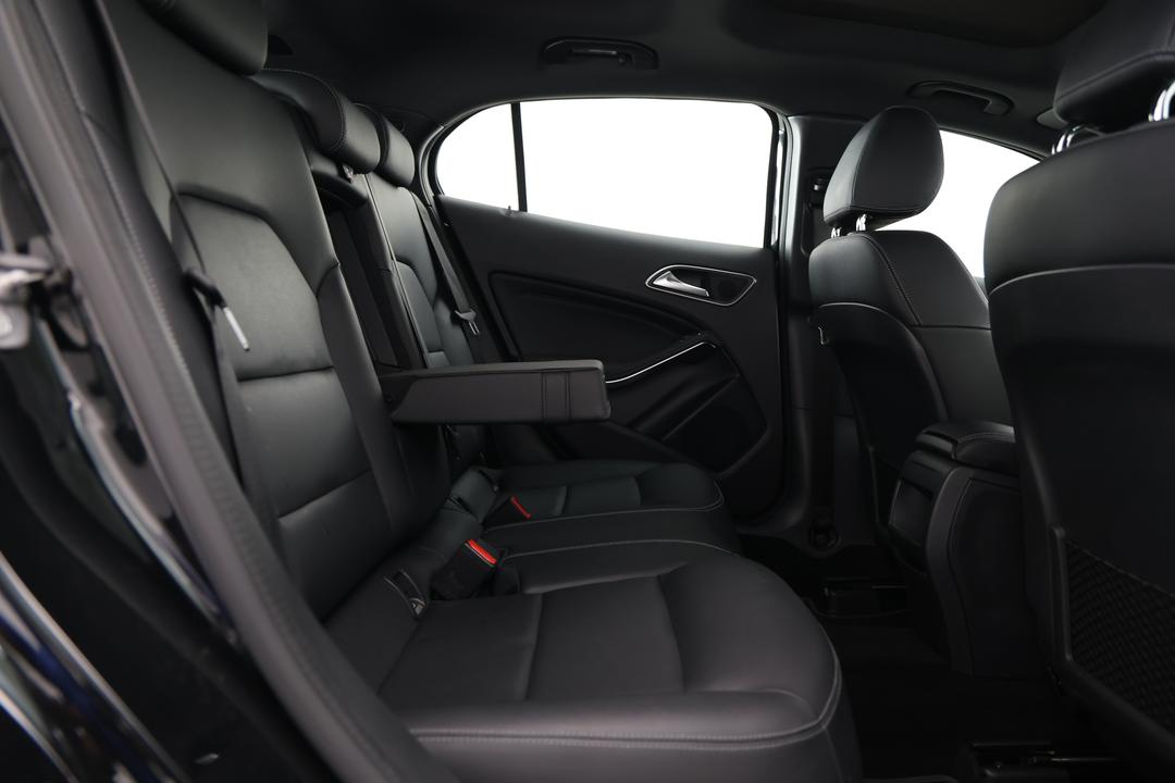 2019 Mercedes-benz GLA 180, Automatic, 45801 km, Right Side Rear Door Cabin View