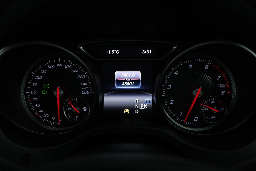 2019 Mercedes-benz GLA 180, Automatic, 45801 km, Odometer View