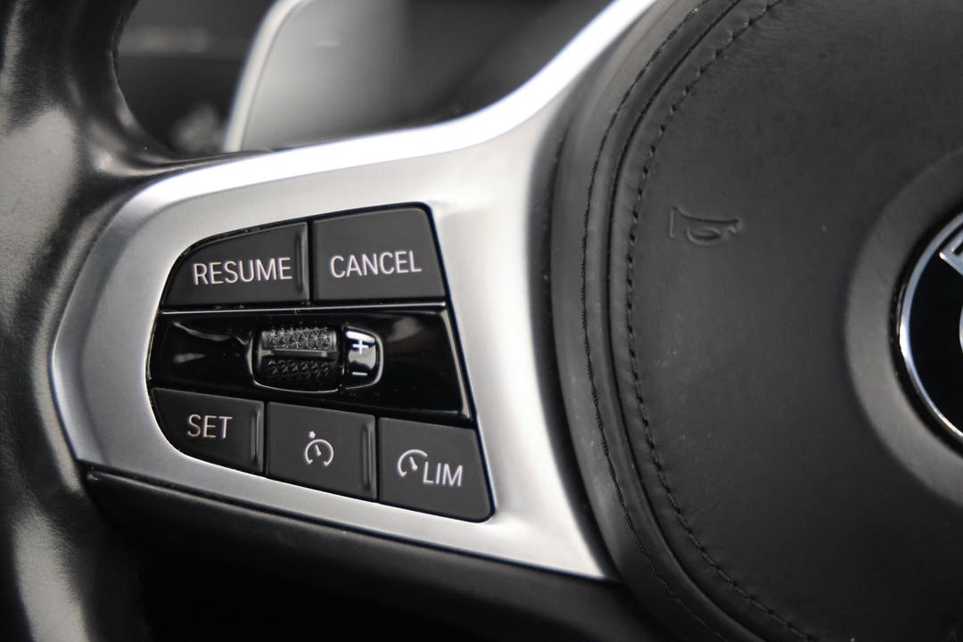 2022 BMW 1 M135i xDrive, Automatic, 53808 km, Cruise Control