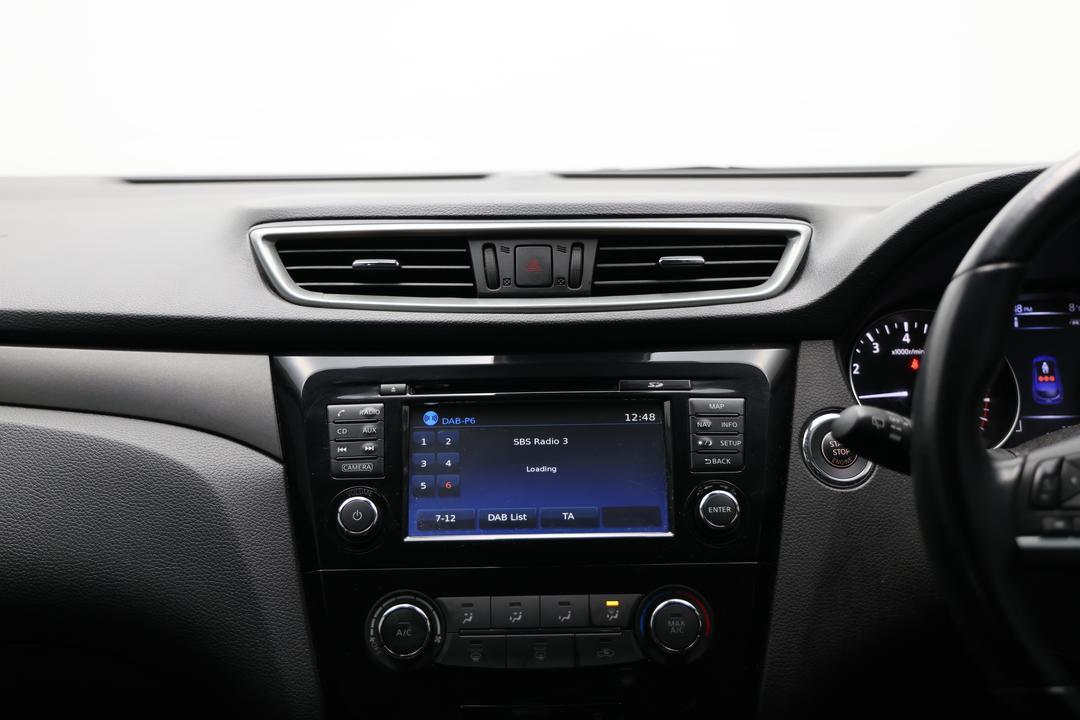 2017 Nissan Qashqai St-l, Automatic, 136466 km, Gear Lever 