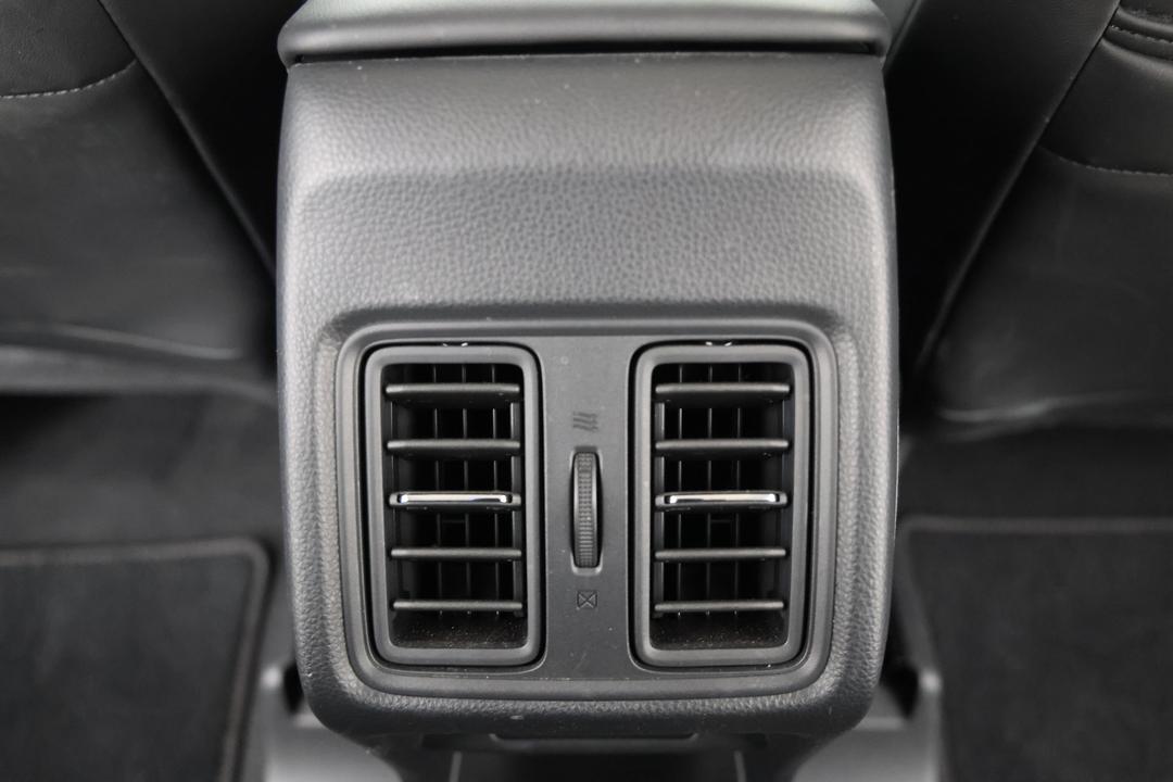 2023 Honda HR-V E:hev L, Automatic, 32707 km, Dashboard View
