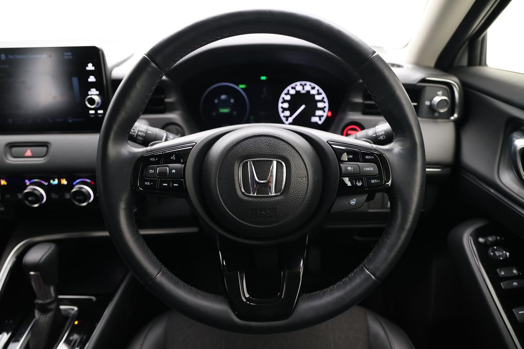 2023 Honda HR-V E:hev L, Automatic, 32707 km, On-Roof Controls/Sunglass holder
