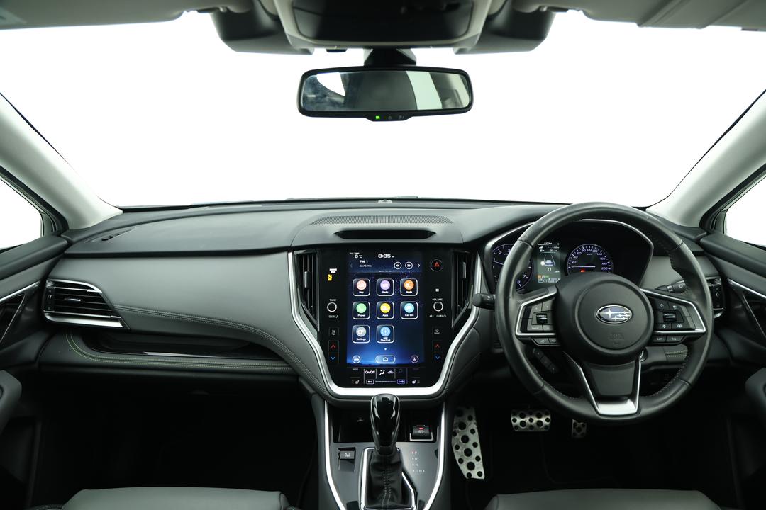2021 Subaru Outback AWD Sport, Automatic, 102614 km, Dashboard View
