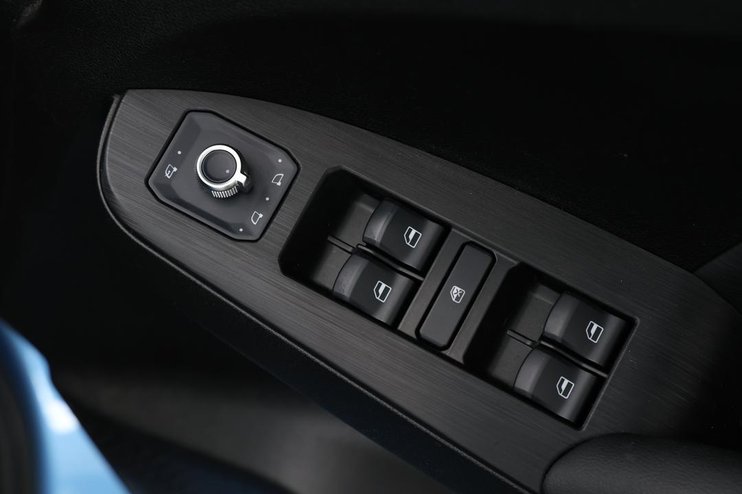 2022 GWM Haval Jolion Ultra, Automatic, 32959 km, Drivers Side Door Panel Controls