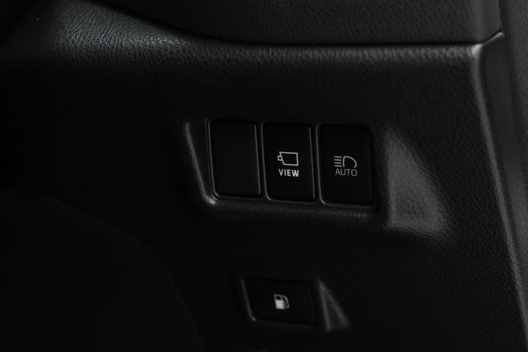 2019 Toyota C-HR Koba (2WD), Automatic, 92220 km, Utility Switches/Buttons