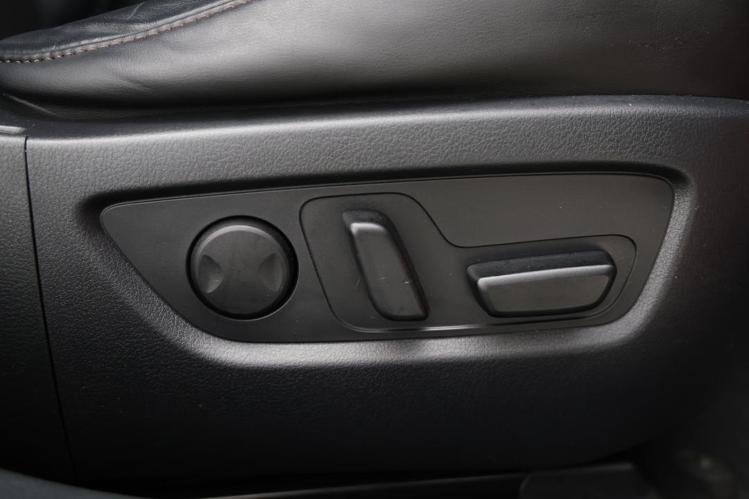 2020 Mazda CX-30 G20 Astina (FWD), Automatic, 24201 km, Drivers Side Adjustment Panel