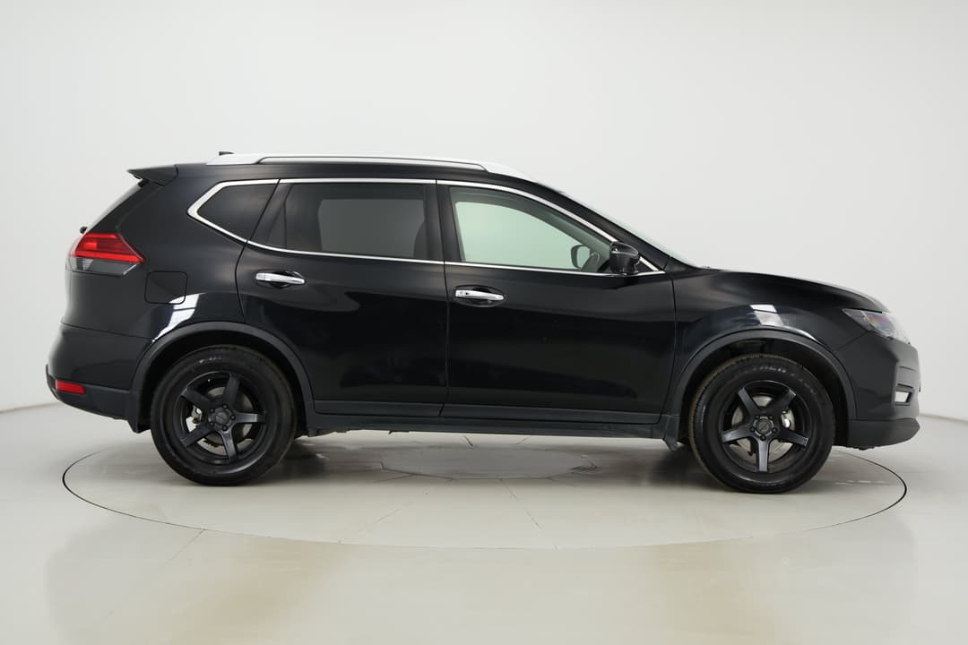 2017 Nissan X-trail St-l (FWD), Automatic, 109609 km, Right Side View