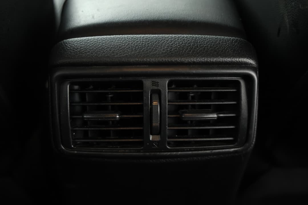2017 Nissan X-trail St-l (FWD), Automatic, 109609 km, Rear A/C Vent