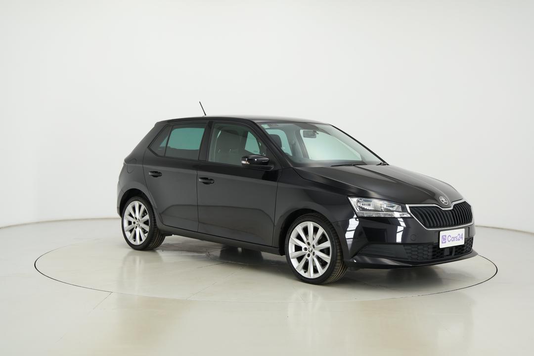 2019 SKODA Fabia 81 Tsi, Automatic, 66379 km, Right Front Diagonal (45- Degree) View