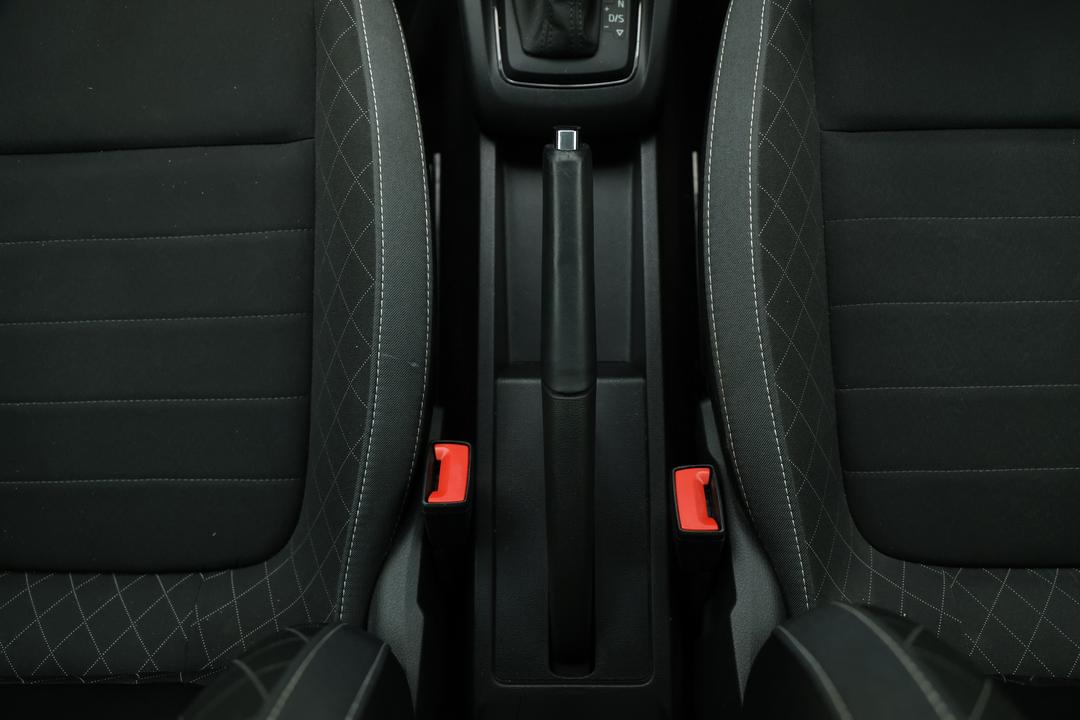 2019 SKODA Fabia 81 Tsi, Automatic, 66379 km, Handbrake