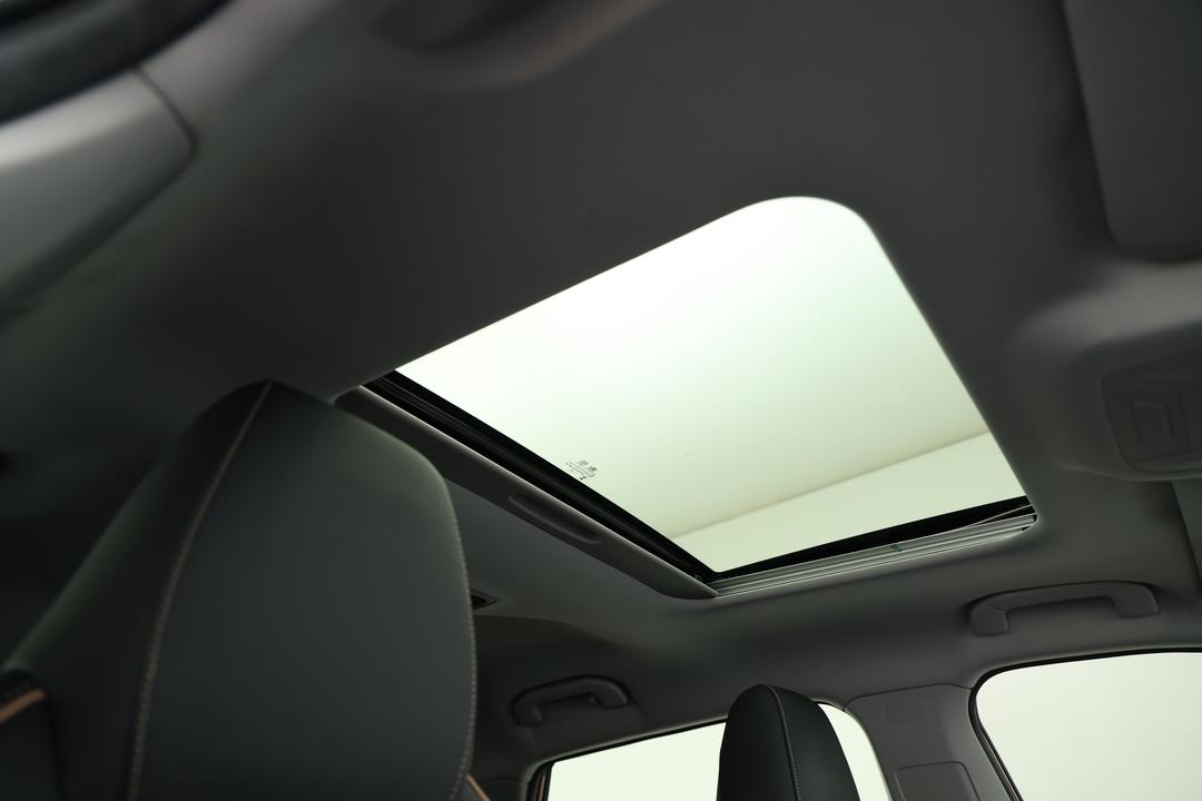 2025 Chery C5 Ultimate, Automatic, 4412 km, Interior Sunroof/Moonroof