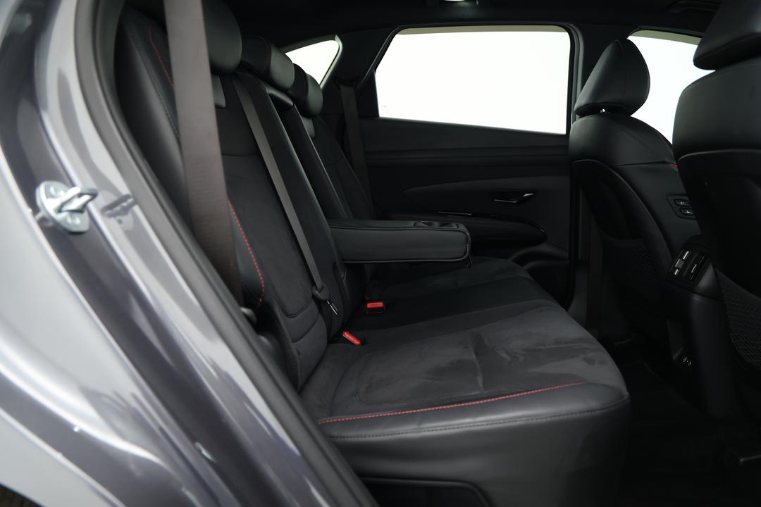 2025 Hyundai Tucson Premium N Line Hybrid (AWD), Automatic, 32535 km, Right Side Rear Door Cabin View