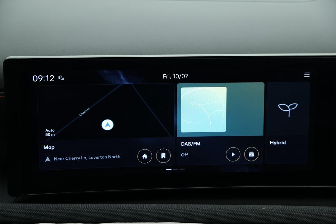 2025 Hyundai Tucson Premium N Line Hybrid (AWD), Automatic, 32535 km, Infotainment System