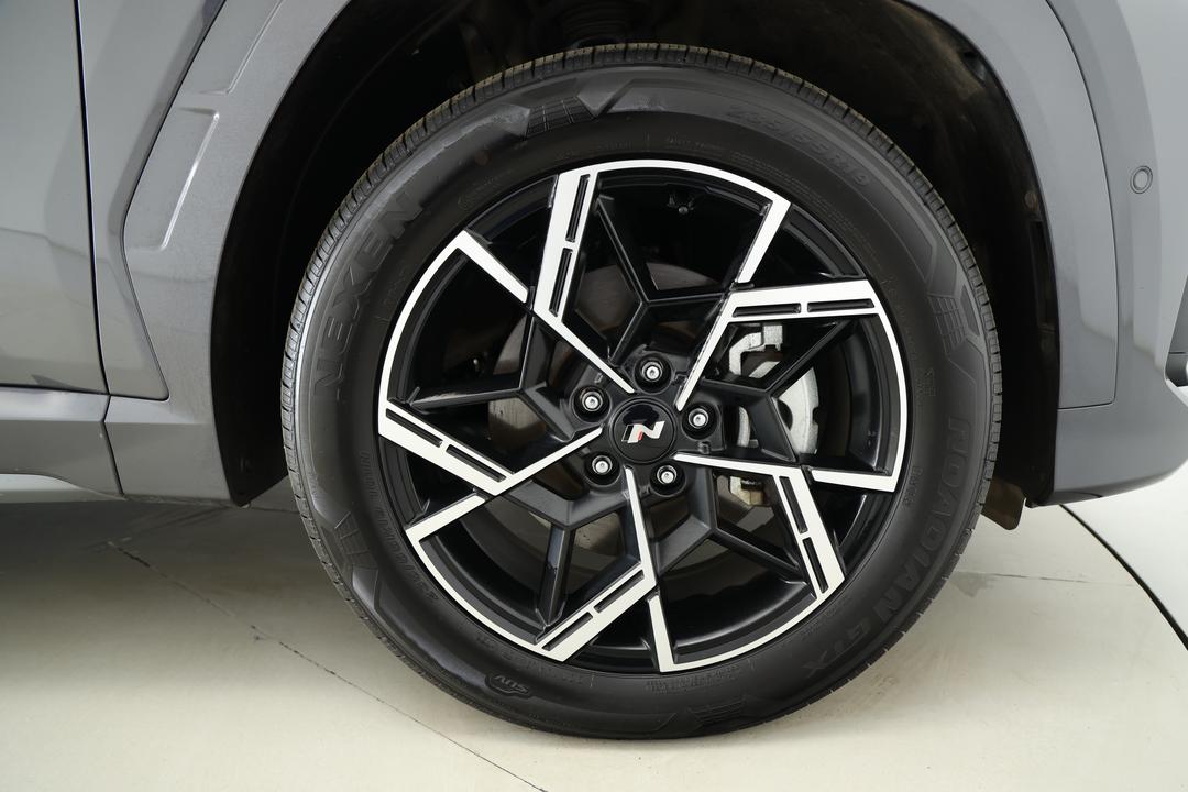 2025 Hyundai Tucson Premium N Line Hybrid (AWD), Automatic, 32535 km, Right Front Wheel