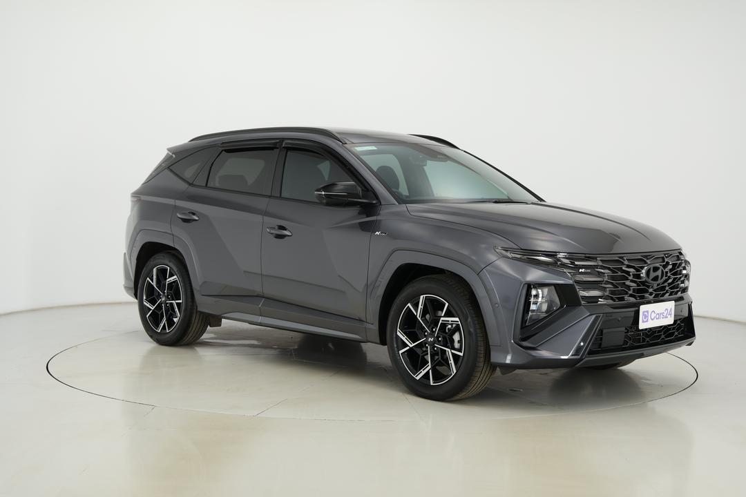 2025 Hyundai Tucson Premium N Line Hybrid (AWD), Automatic, 32535 km, Right Front Diagonal (45- Degree) View