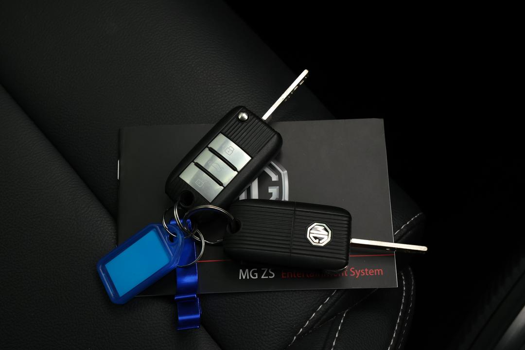 2023 MG ZS Excite, Automatic, 20643 km, Key Close-up