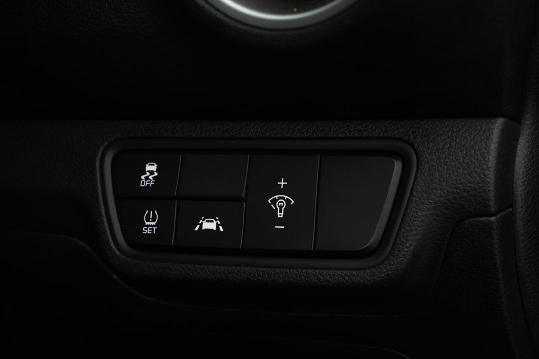 2020 Kia Cerato S, Automatic, 47333 km, Utility Switches/Buttons