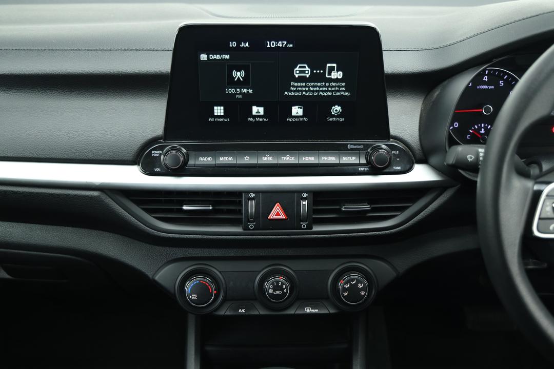 2020 Kia Cerato S, Automatic, 47333 km, Center Console