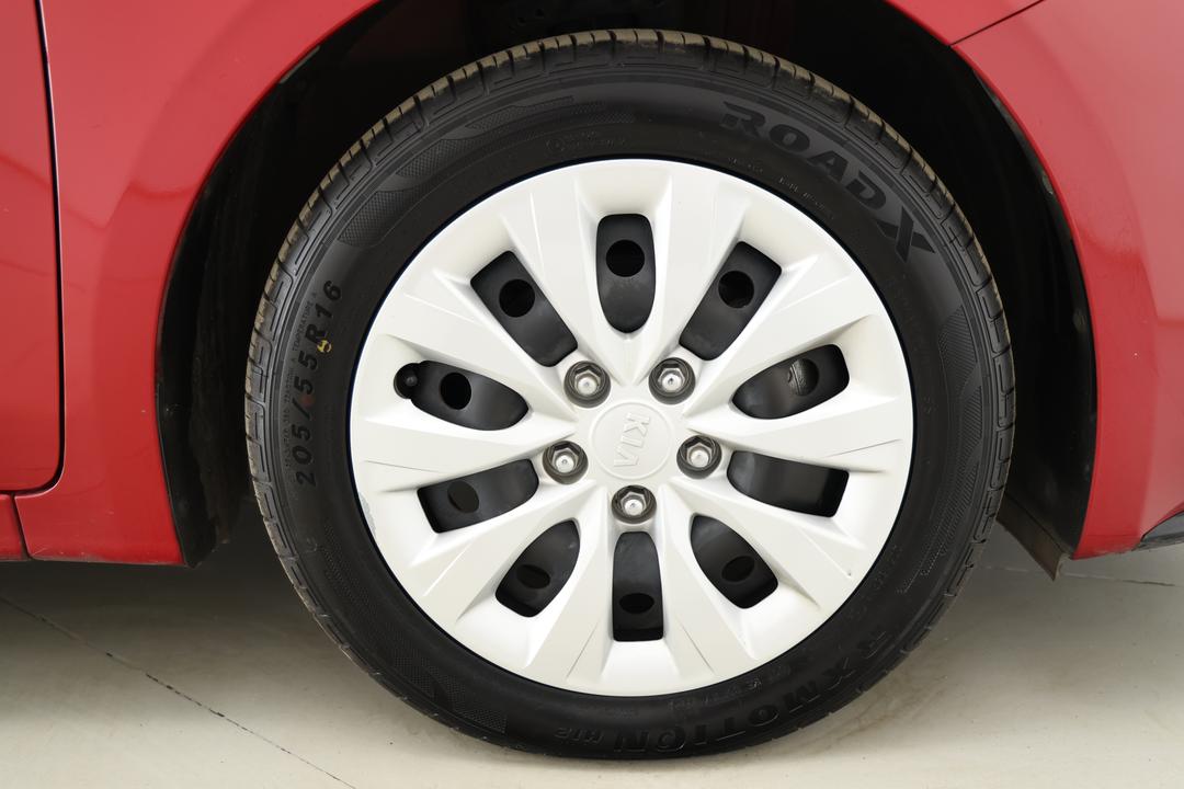 2020 Kia Cerato S, Automatic, 47333 km, Right Front Wheel