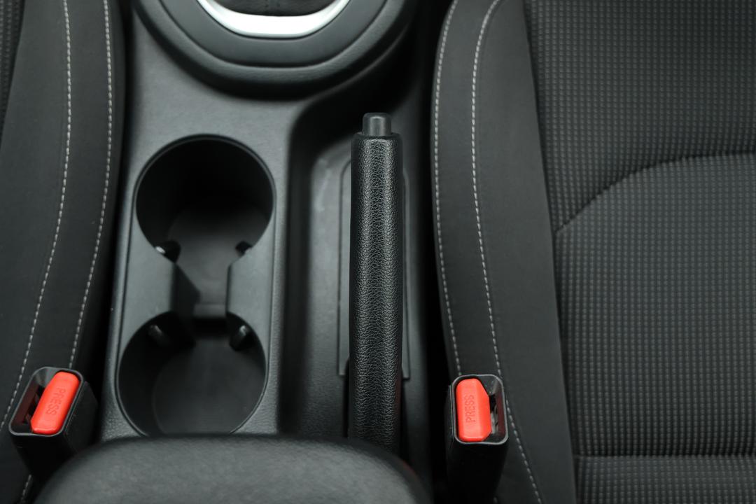 2020 Kia Cerato S, Automatic, 47333 km, Handbrake