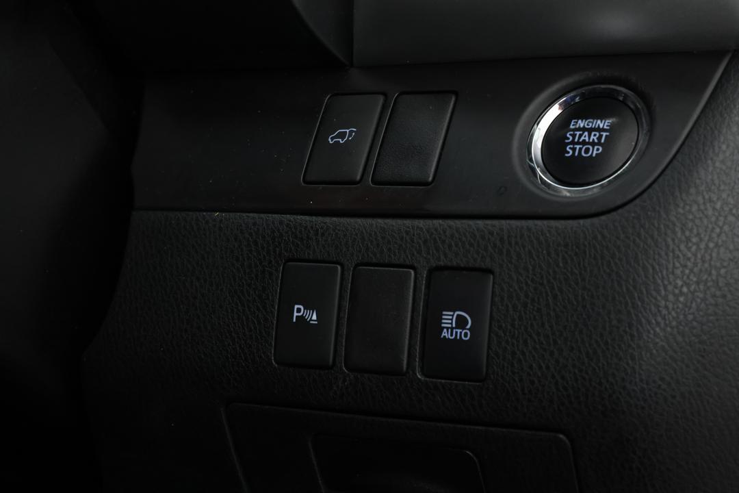 2019 Toyota Kluger Gxl (4x2), Automatic, 102575 km, Utility Switches/Buttons