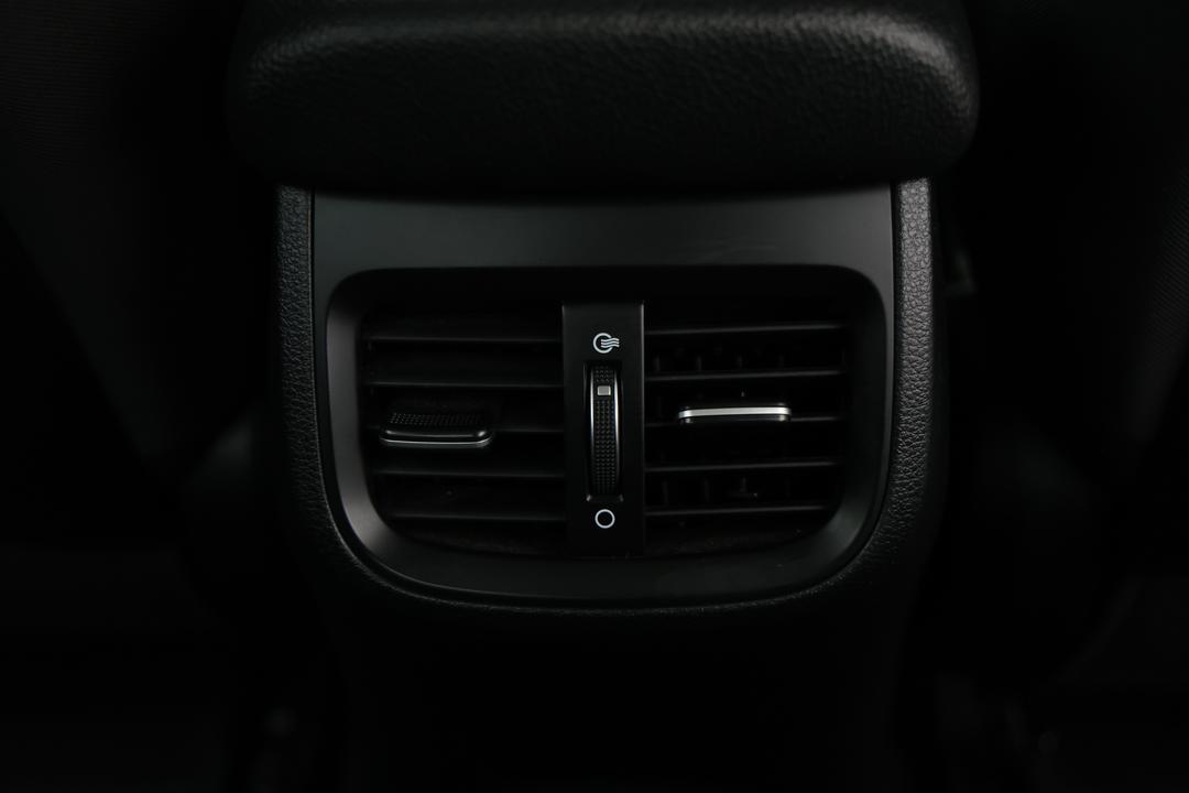 2024 Kia Cerato S Safety Pack, Automatic, 44943 km, Rear A/C Vent