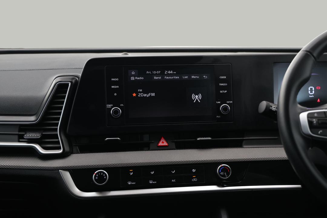 2023 Kia Sportage S (FWD), Automatic, 34290 km, Center Console