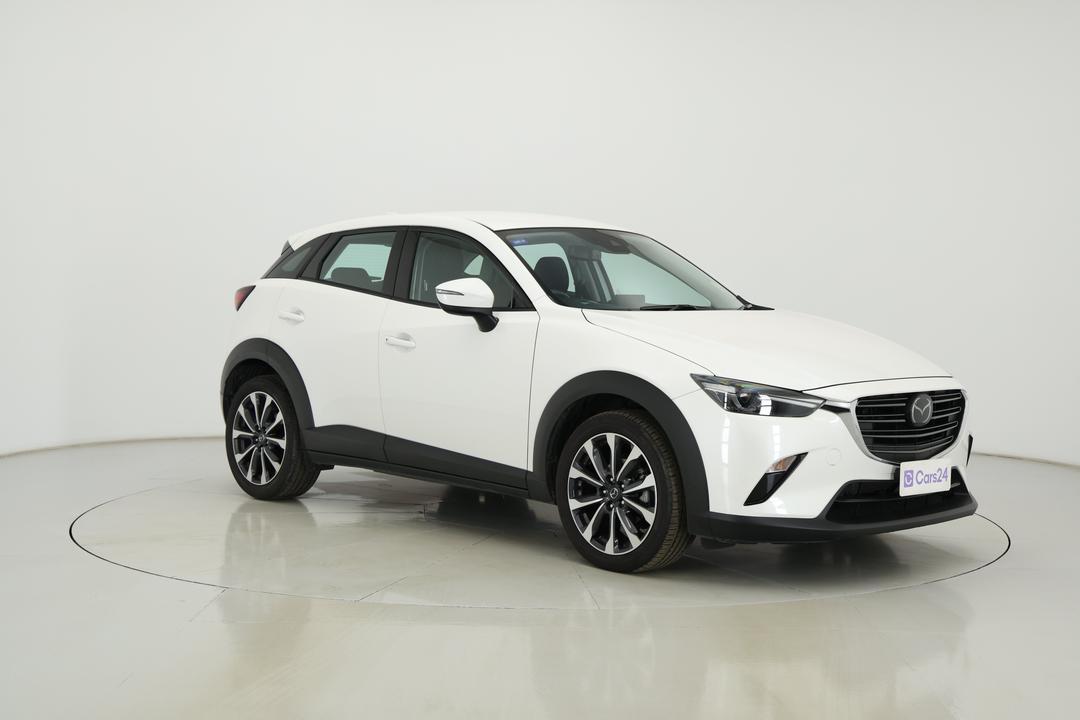 2025 Mazda CX-3 G20 Pure, Automatic, 24763 km, Right Front Diagonal (45- Degree) View