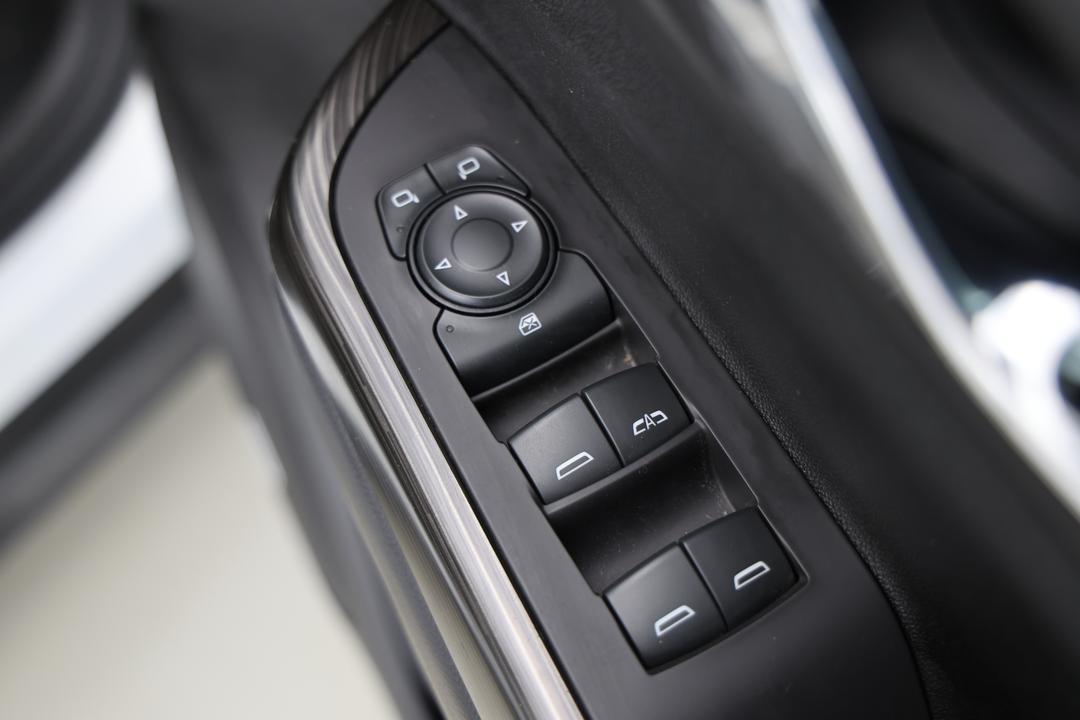 2019 Holden Acadia Ltz-v (AWD), Automatic, 107370 km, Drivers Side Door Panel Controls