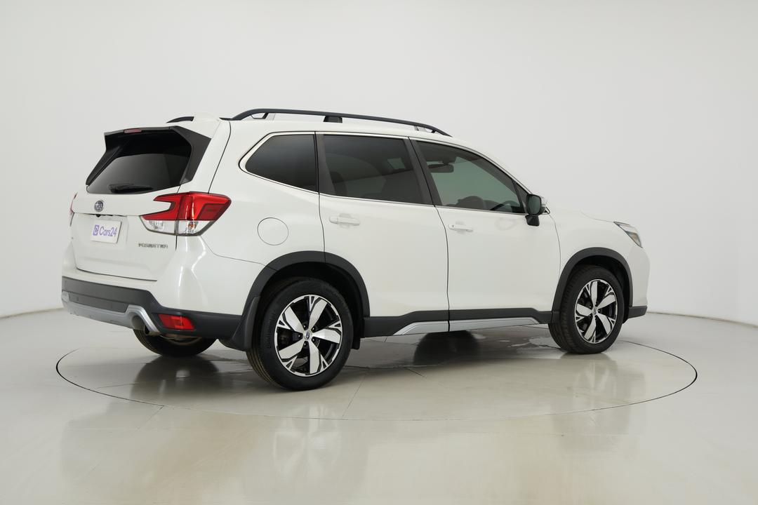 2020 Subaru Forester 2.5i-s (AWD), Automatic, 135448 km, Right Back Diagonal (45- Degree) View