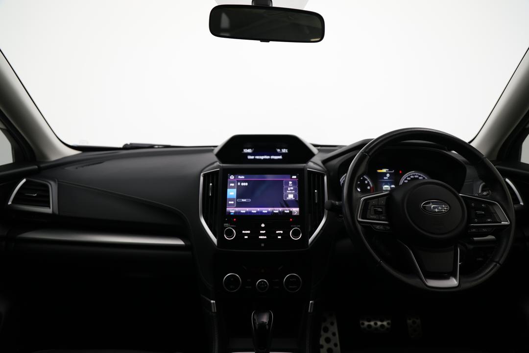 2020 Subaru Forester 2.5i-s (AWD), Automatic, 135448 km, Dashboard View