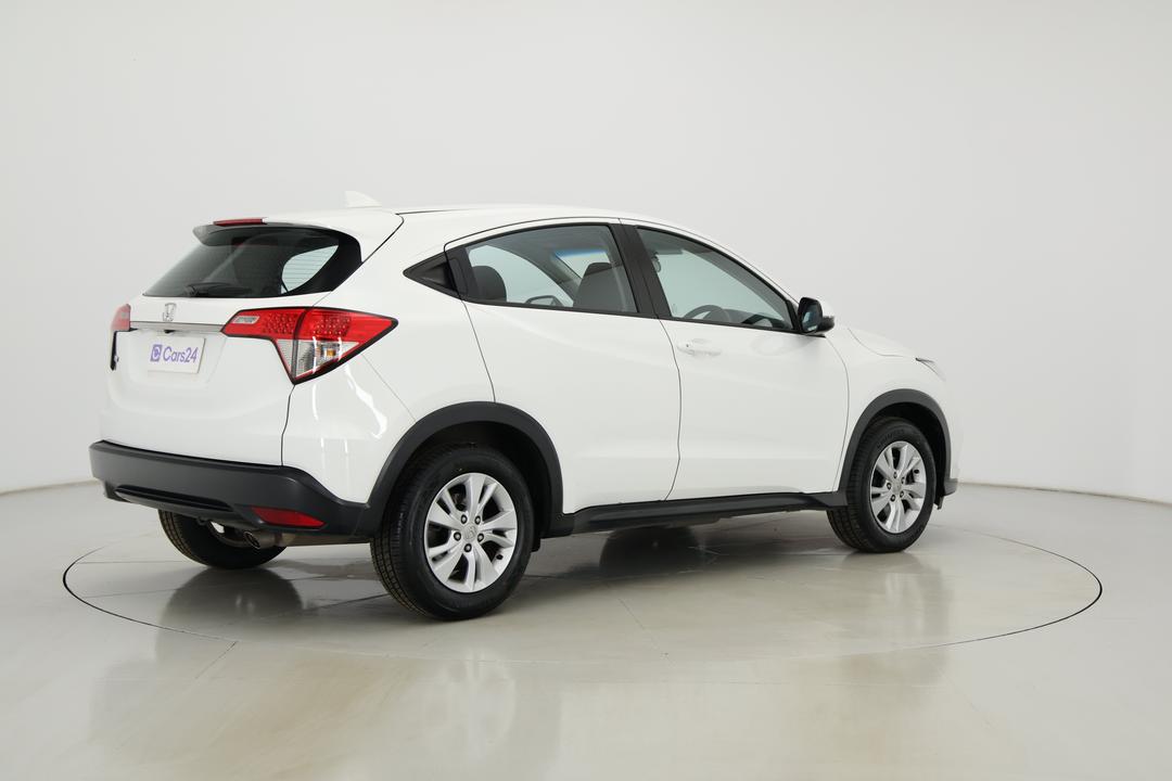 2019 Honda HR-V Vti, Automatic, 116839 km, Right Back Diagonal (45- Degree) View