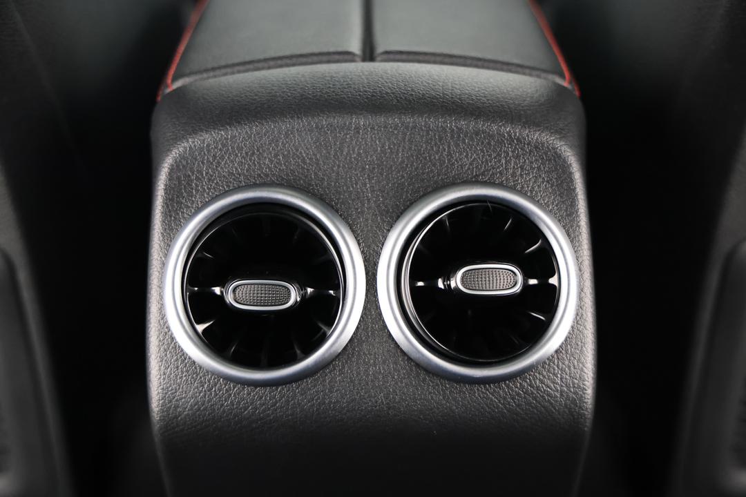 2022 Mercedes-benz Eqa 250, Automatic, 71587 km, Rear A/C Vent