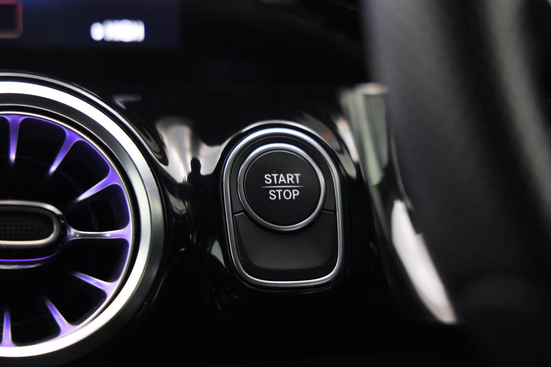 2022 Mercedes-benz Eqa 250, Automatic, 71587 km, Keyless / Button Start