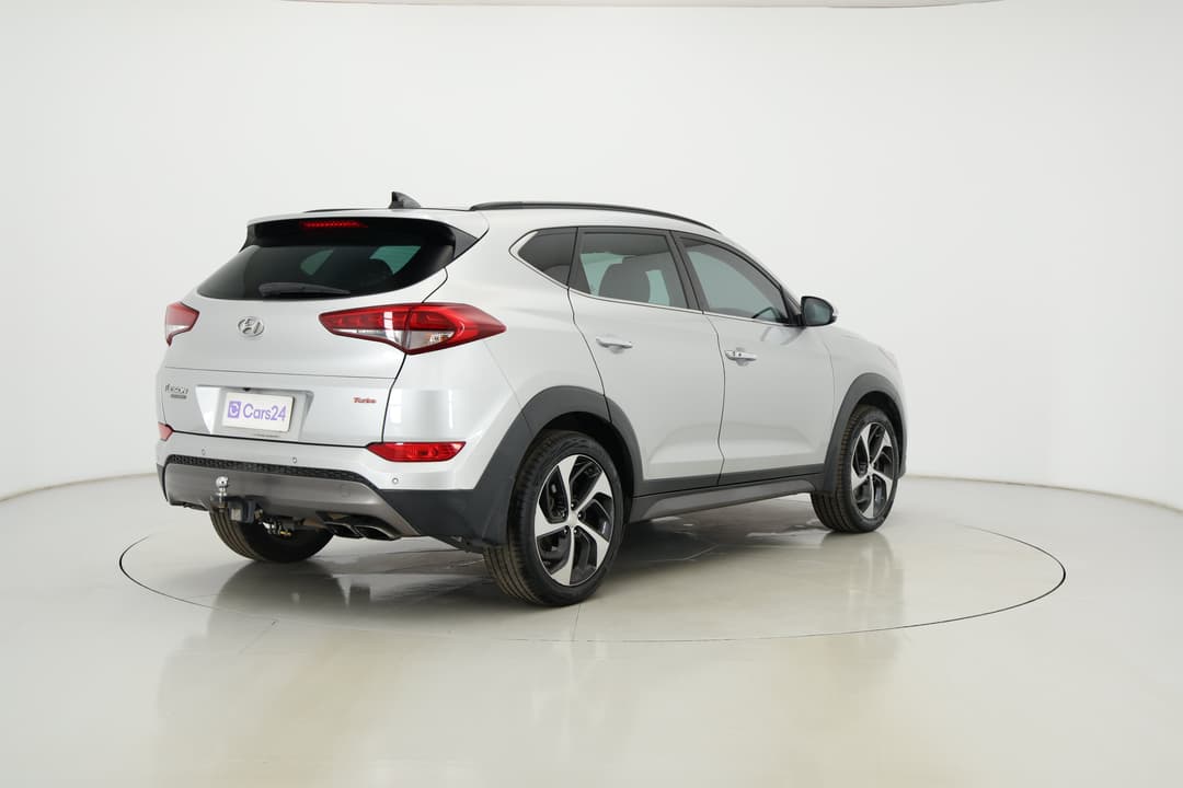 2015 Hyundai Tucson Highlander (AWD), Automatic, 144940 km, Right Back Diagonal (45- Degree) View