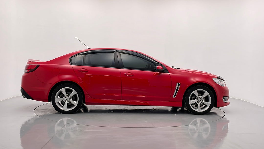 2016 Holden Commodore Sv6, Automatic, 102855 km, Right Side View