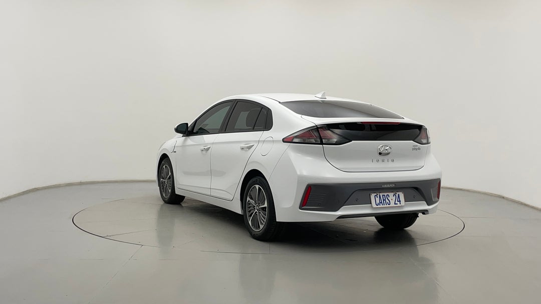 Left Back Diagonal (45- Degree) View