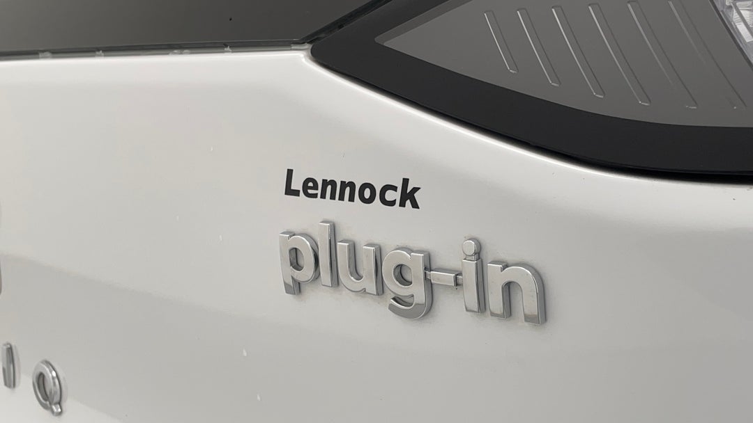 Badge (Boot Right Side)