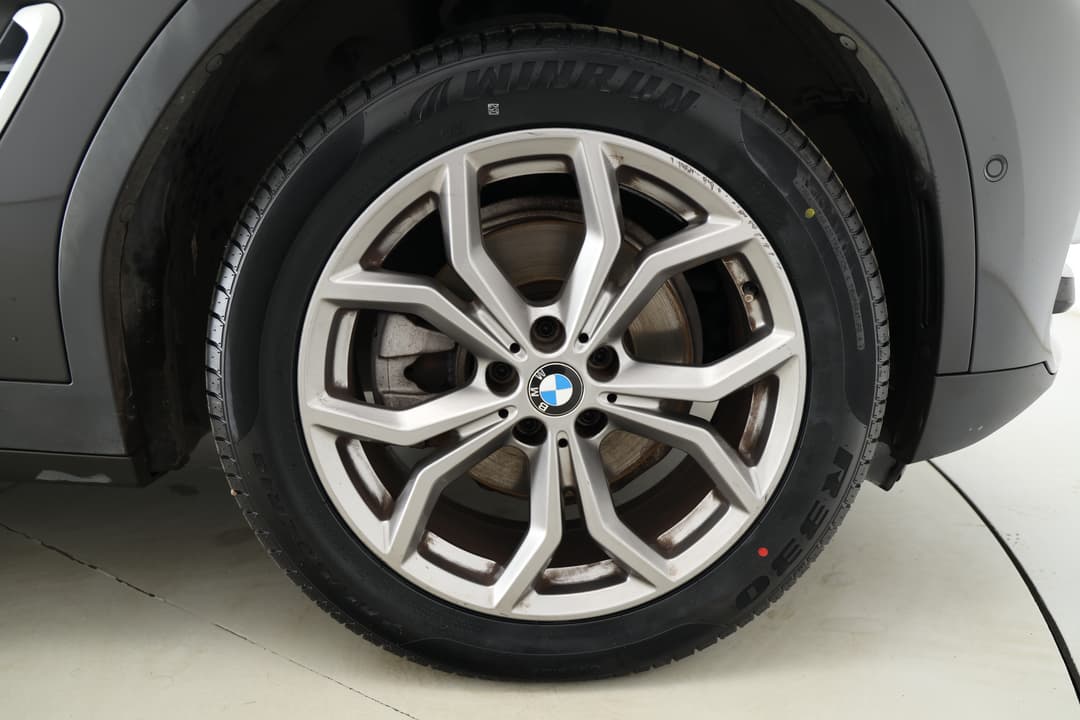 2019 BMW X3 xDrive20d, Automatic, 74068 km, Right Front Wheel