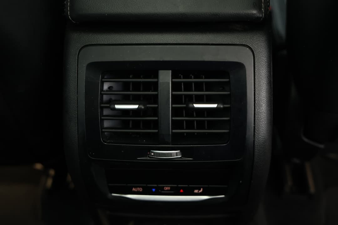2019 BMW X3 xDrive20d, Automatic, 74068 km, Rear A/C Vent