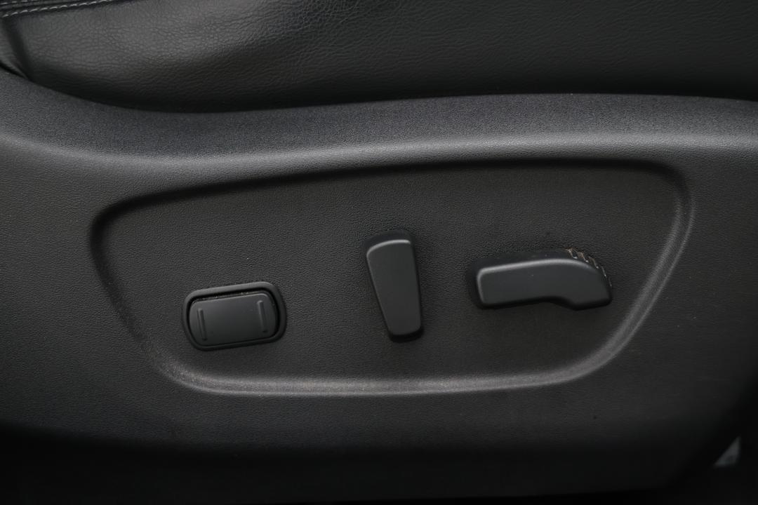 2018 Nissan X-trail Ti (4WD), Automatic, 39303 km, Drivers Side Adjustment Panel